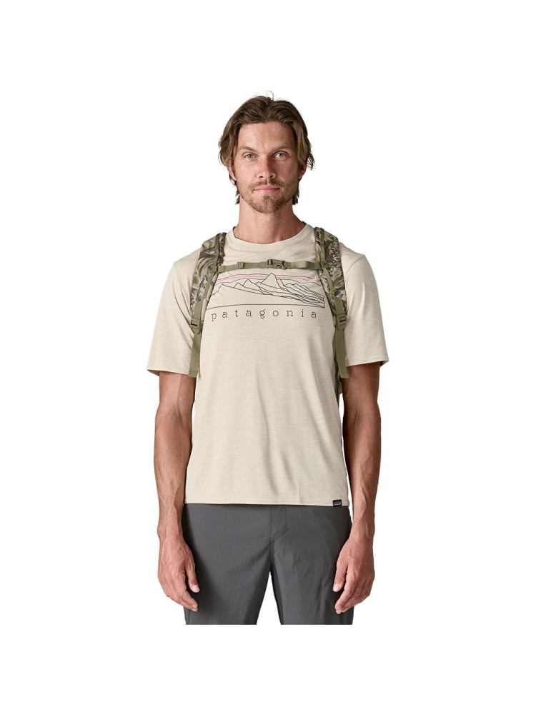 Patagonia Patagonia Refugio Day Pack 26L 47913-SPWI dagrugzakken Patagonia Refugio Day Pack 26L Splashing Seas: Wing Grey 47913-SPWI dagrugzakken online bestellen bij Kathmandu Outdoor & Travel