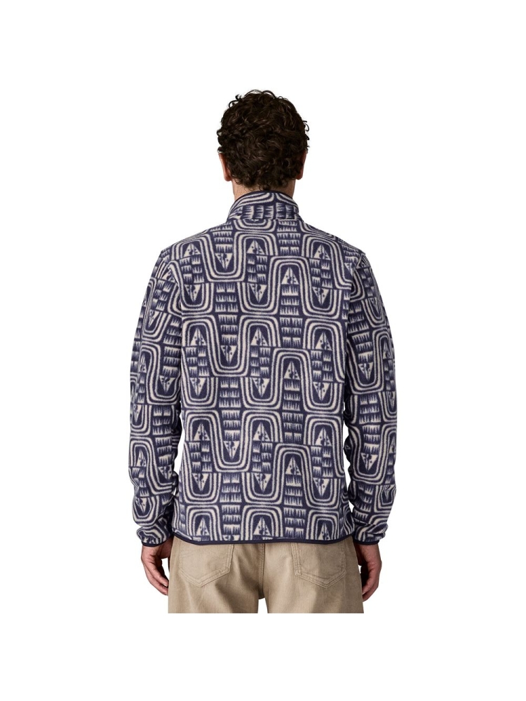 Patagonia Patagonia LW Synch Snap-T P/O 25551-FLSK fleeces en truien Patagonia LW Synch Snap-T P/O Flow: Sunken Blue 25551-FLSK fleeces en truien online bestellen bij Kathmandu Outdoor & Travel